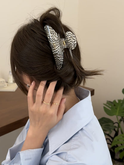 Pirouette Claw Clip