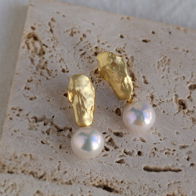 Cecily Pearl Drop Earrings - MOUSAI
